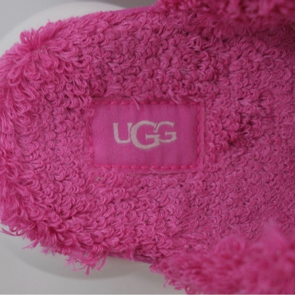 UGG Sugarcloud Slides in “ Dragon Fruit “ Fuchsia Pink Woman’s 10 | New No Box - Picture 14 of 16